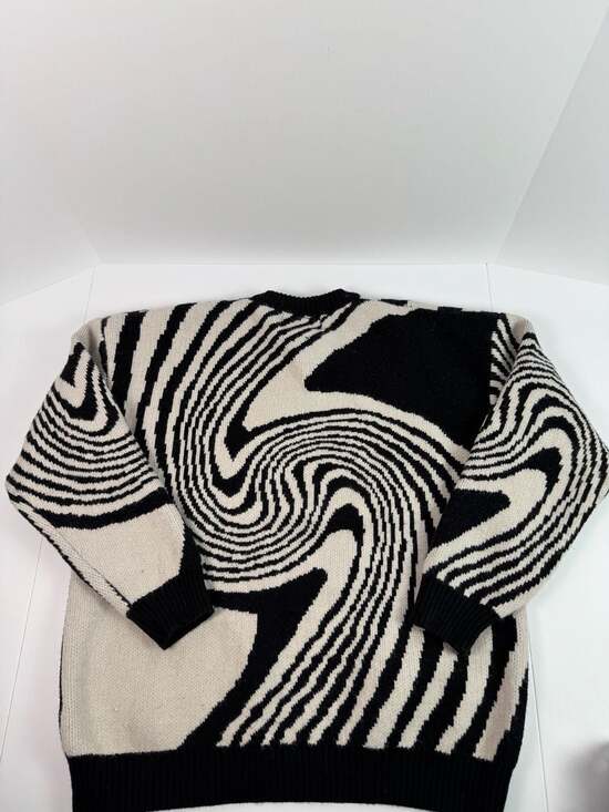 Elfric Eden Hypnotic Swirl Knit Sweater Black Cream Size M - Picture 8 of 10